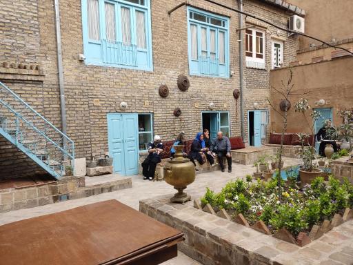 عکس خانه مسافر آشتی کنان