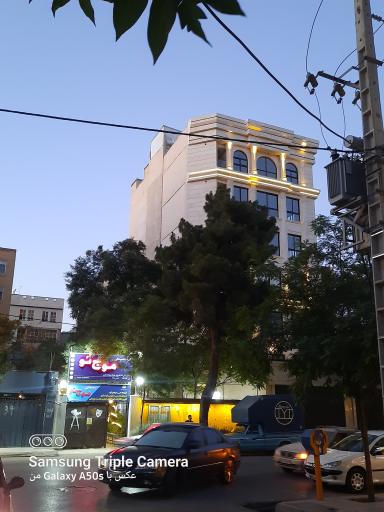 عکس آموزشگاه آزاد سینمایی موج نو