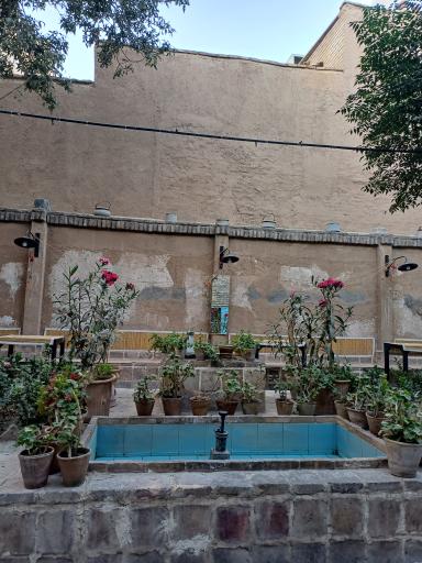 عکس خانه مسافر آشتی کنان