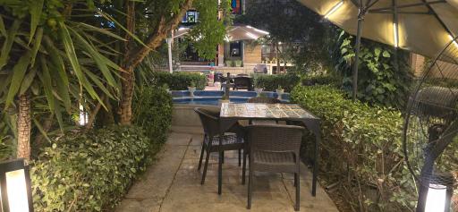 عکس کافه رستوران ونداد