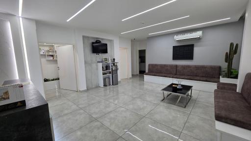 عکس دندانپزشکی دکتر سیاوش آمای