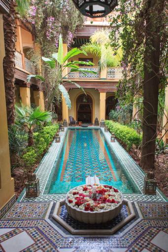 عکس کاشی خانی (طراحی تولید و اجرای انواع سبک های معماری)