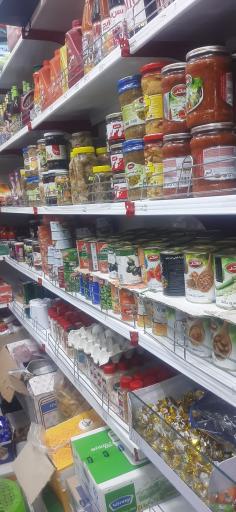 عکس هایپر مارکت شبانه روزی کمیل