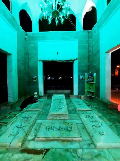 عکس زیارتگاه شهدای گمنام کرمان