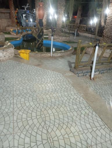 عکس باغ رستوران پیانو