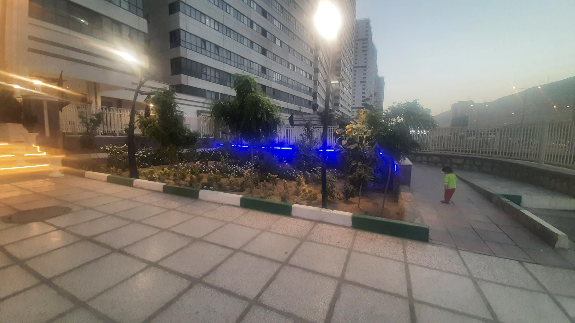 عکس برج مسکونی شهید احمد متوسلیان