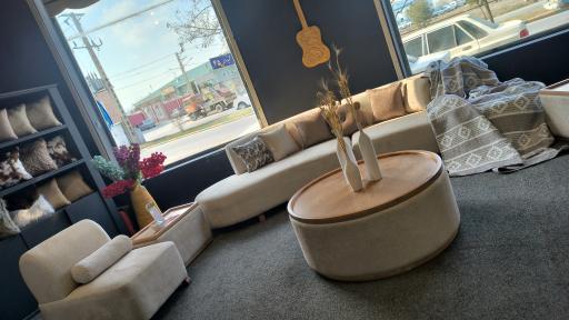 عکس فروشگاه مرکزی مبلمان خاکسار