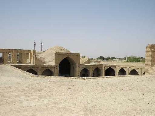 عکس کاروانسرای شاه عباسی برسیان