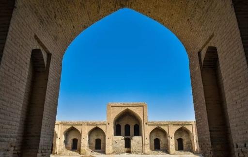 عکس کاروانسرای شاه عباسی برسیان