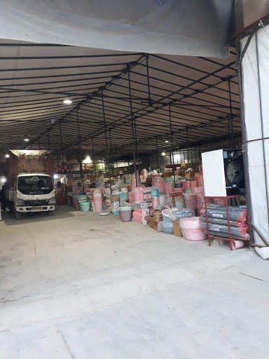 عکس پخش بلور و پلاستیک ایرانیان