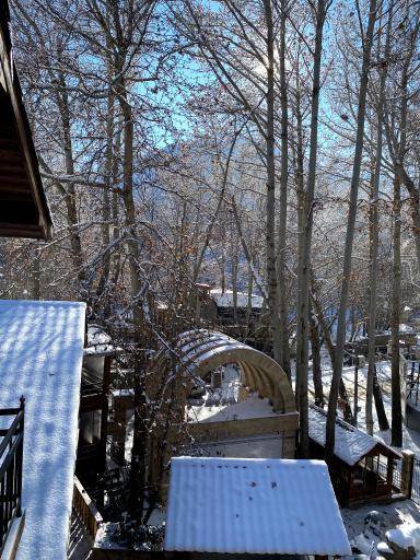 عکس رستوران سوزن دره ابرده