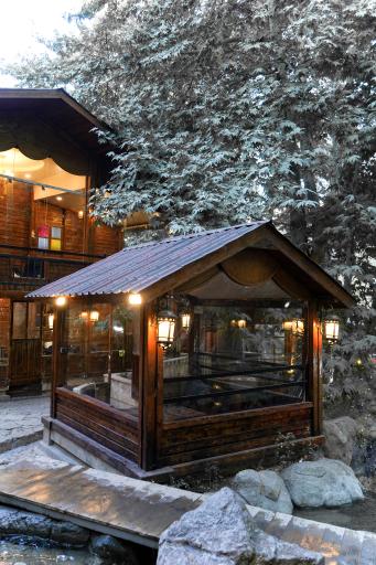 عکس رستوران سوزن دره ابرده