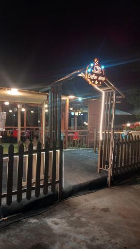 عکس کافه بستنی کوهستان