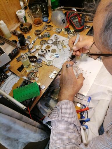 عکس دکتر ساعت