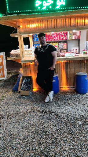 عکس هایپرمارکت و کافه