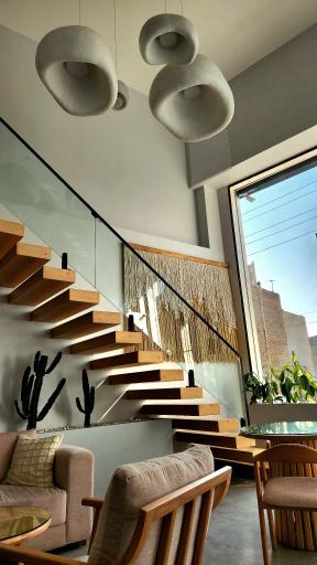 عکس کافه میانا