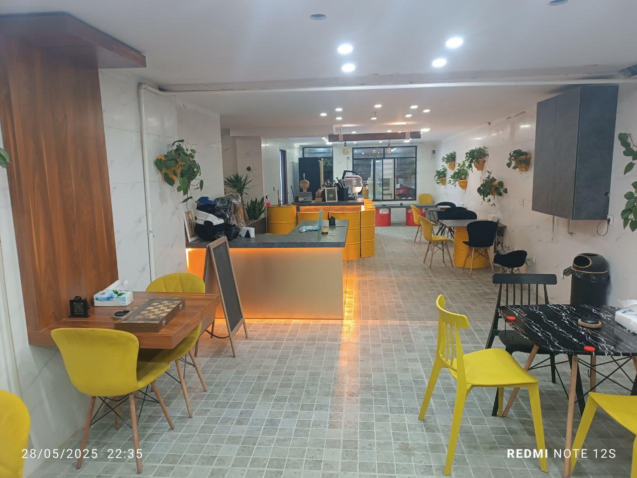 عکس کافه بنانا