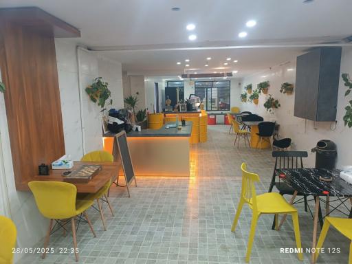 عکس کافه بنانا