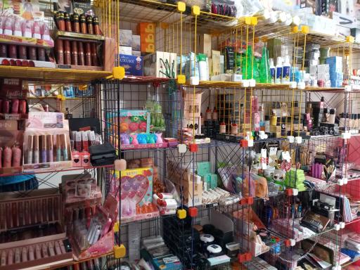 عکس فروشگاه لوازم آرایشی بهداشتی مُطی بیوتی