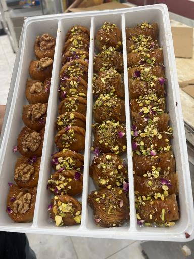 عکس قطاب باقلوا