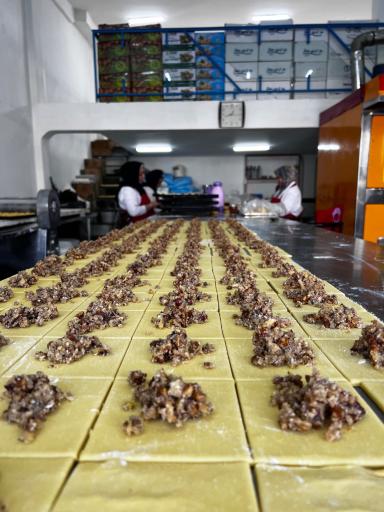 عکس قطاب یونا