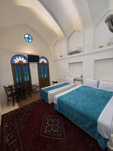 عکس هتل سنتی ثنا