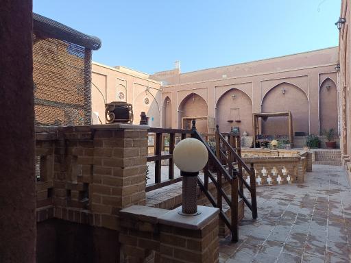 عکس هتل سنتی ثنا