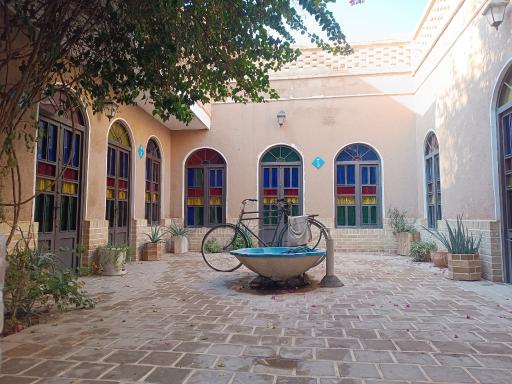 عکس هتل سنتی ثنا