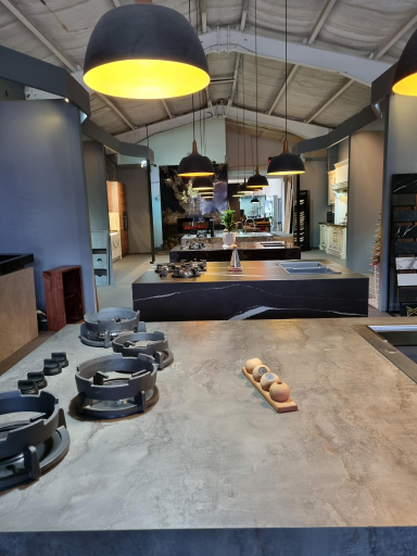 عکس نمایشگاه دائمی چوبسنگ ( کابین نت )