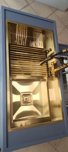 عکس نمایندگی استیل البرز تبریز