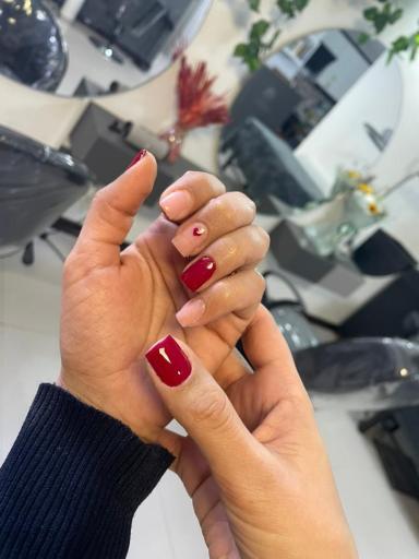 عکس سالن زیبایی پریشون