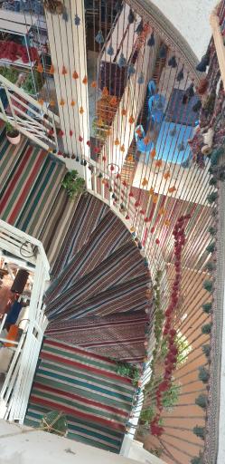 عکس نمایشگاه دائمی فرش دستبافت و صنایع دستی بفرا 