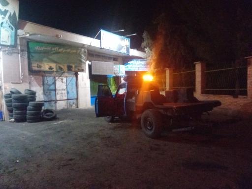 عکس امداد خودرو  تعویض روغنی شبانه روزی بناییان