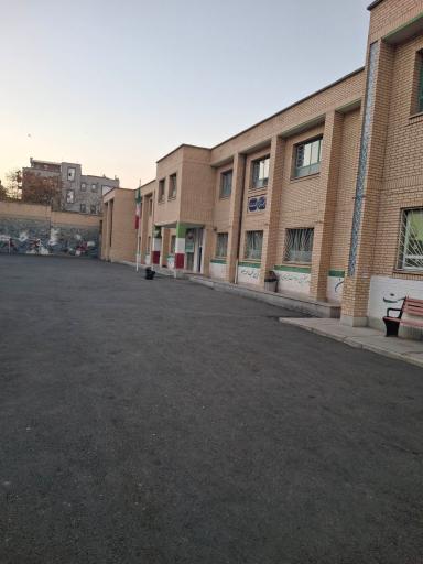 عکس آموزشگاه دخترانه پویش