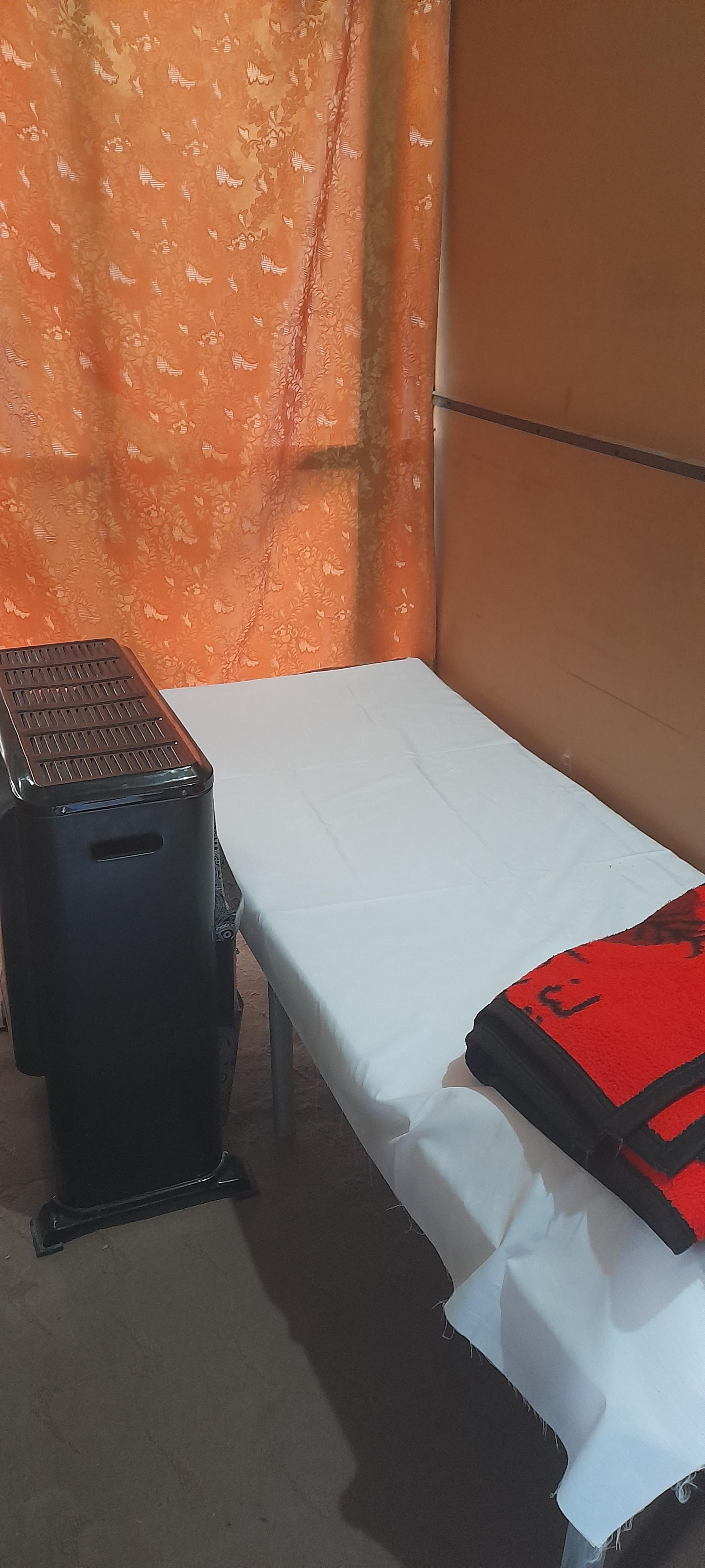 عکس مسافرخانه آسایش کرج