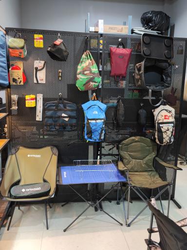 عکس فروشگاه دنا کمپ