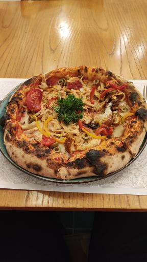 عکس کافه رستوران خانه مینیاتور