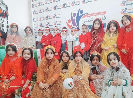 عکس دبستان و پیش دبستانی طلوع شمس 