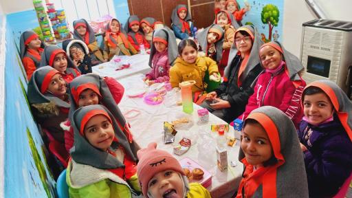 عکس دبستان و پیش دبستانی طلوع شمس 