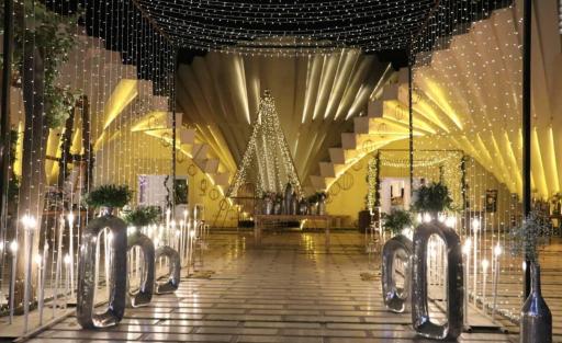 عکس باغ تالار دانش