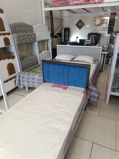 تخت و تشک نیک فرجام