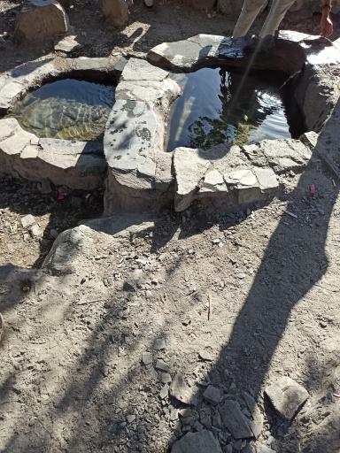 عکس چشمه گفتگو