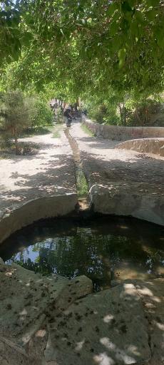 عکس چشمه گفتگو