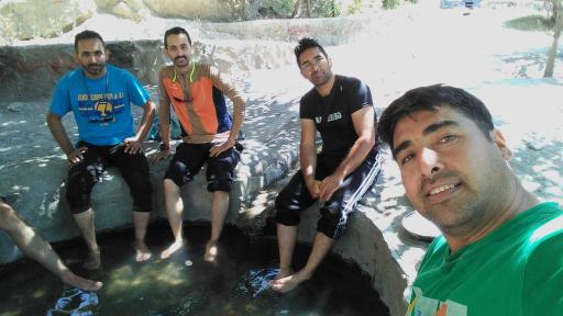 عکس چشمه گفتگو