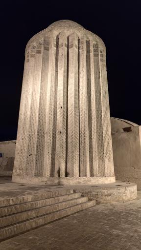 عکس گنبد غازان خان