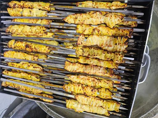 عکس رستوران و سالن پذیرایی زماون