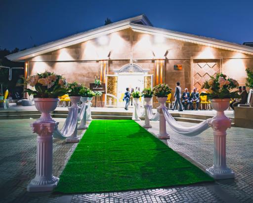 عکس رستوران و سالن پذیرایی زماون