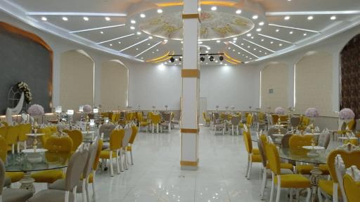 عکس رستوران و سالن پذیرایی زماون