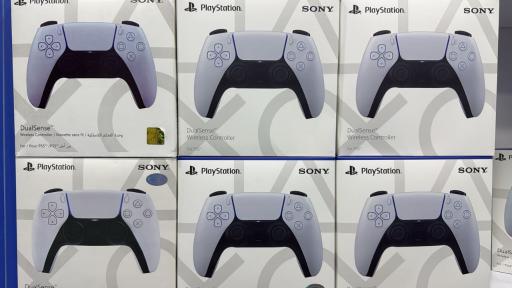 عکس فروشگاه گیم لندری پی اس فور