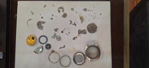 عکس تعمیرگاه و سرویس سنتر ساعت